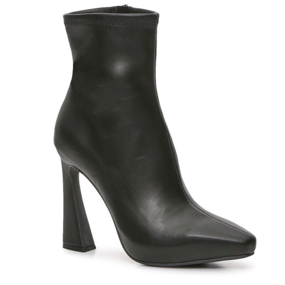Jessica Simpson Shoes - Jessica Simpson Floyce Black Ankle Bootie Heels Women’s Size 9M/40